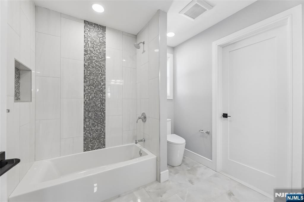 9 Cole Street Bergenfield, NJ 07621 - Photo 39 of 47