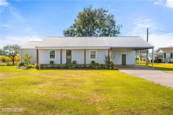 $260,000 | 514 Longbridge Road, Cottonport, LA 71327