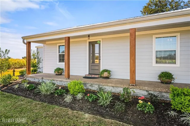 $260,000 | 514 Longbridge Road, Cottonport, LA 71327