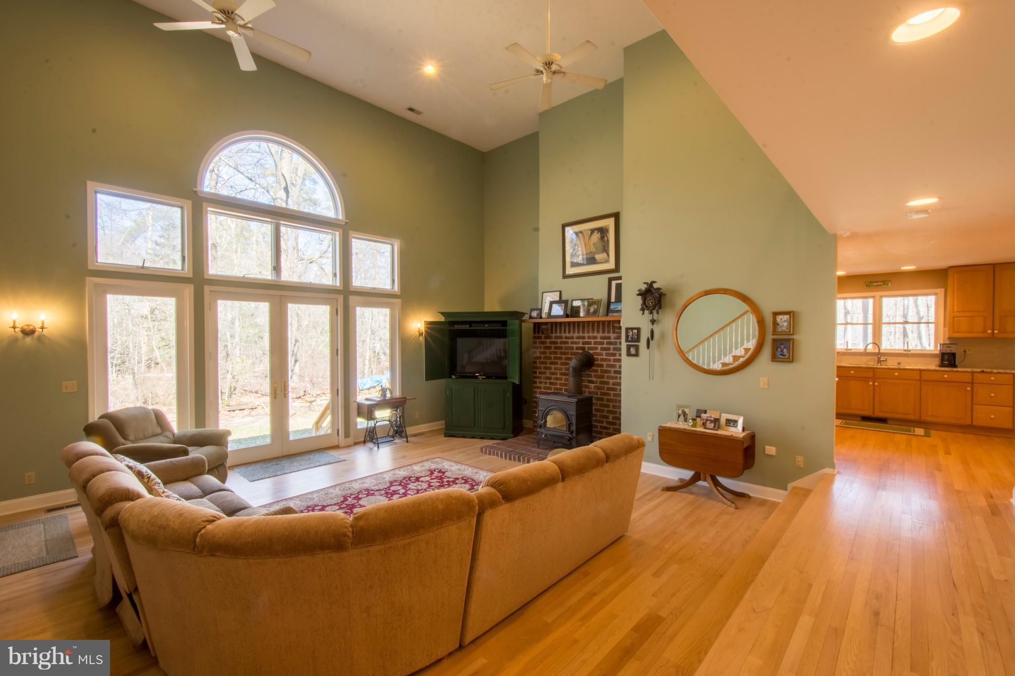 188 Waldo Road Pasadena, MD 21122 - Photo 3 of 29 Two Story Living Room