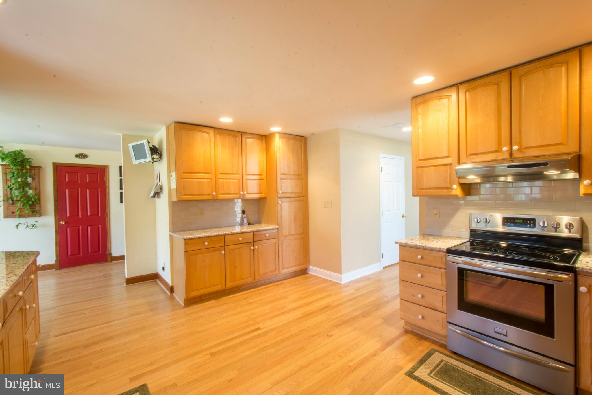 188 Waldo Road Pasadena, MD 21122 - Photo 7 of 29 Kitchen With Stainless Steel Appliances