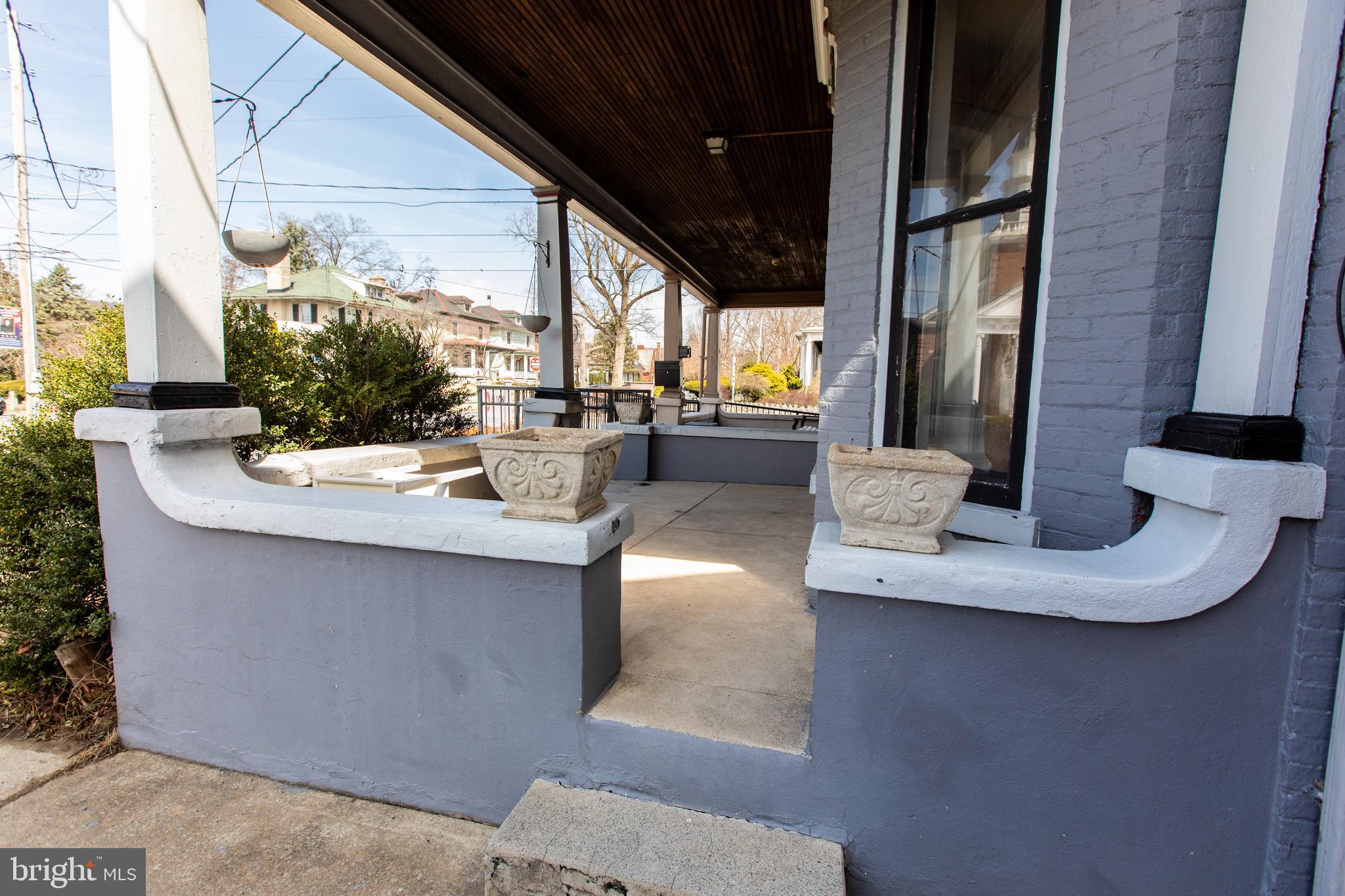 460 Chestnut Street Columbia, PA 17512 - Photo 3 of 33