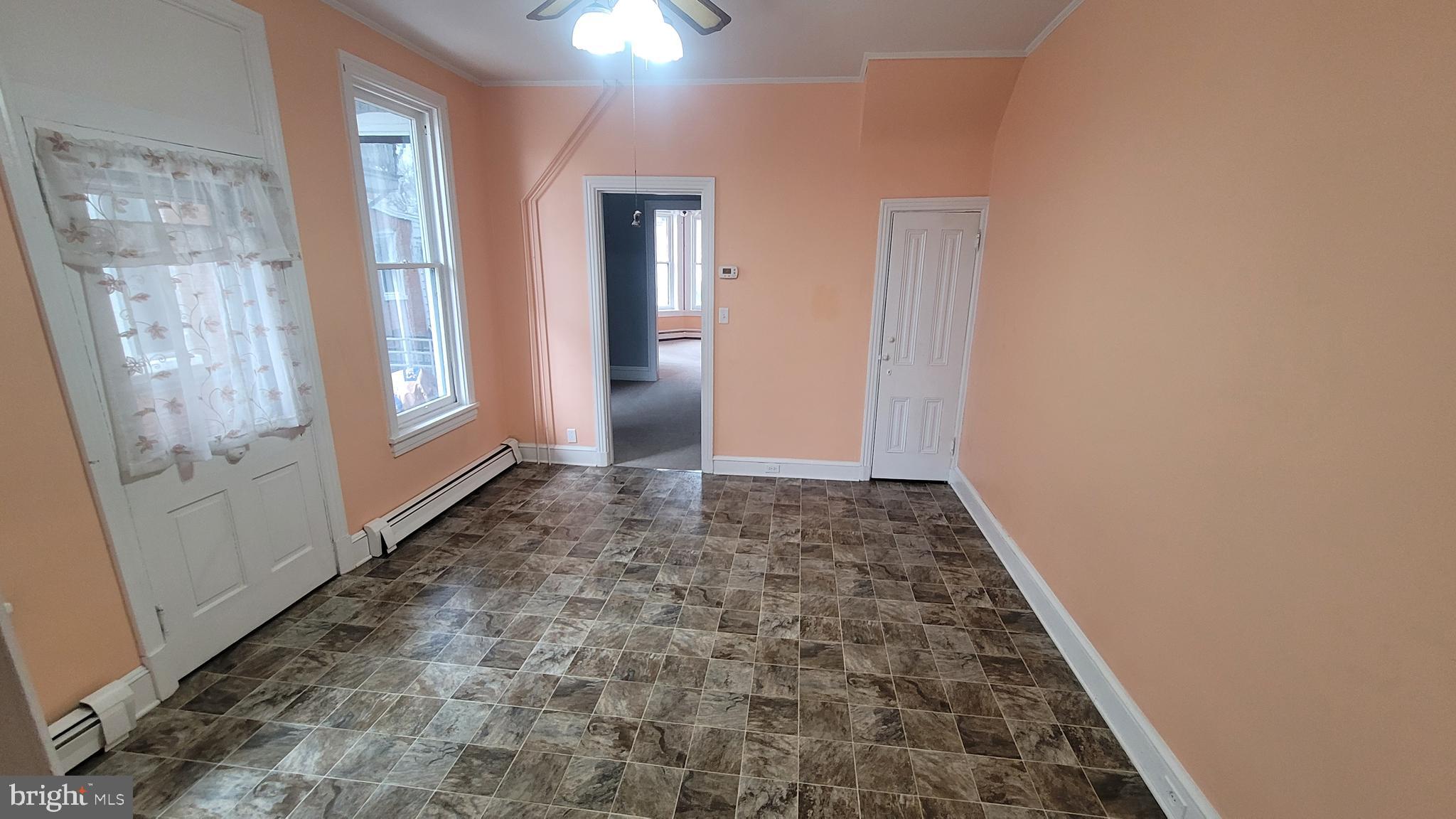 460 Chestnut Street Columbia, PA 17512 - Photo 10 of 33