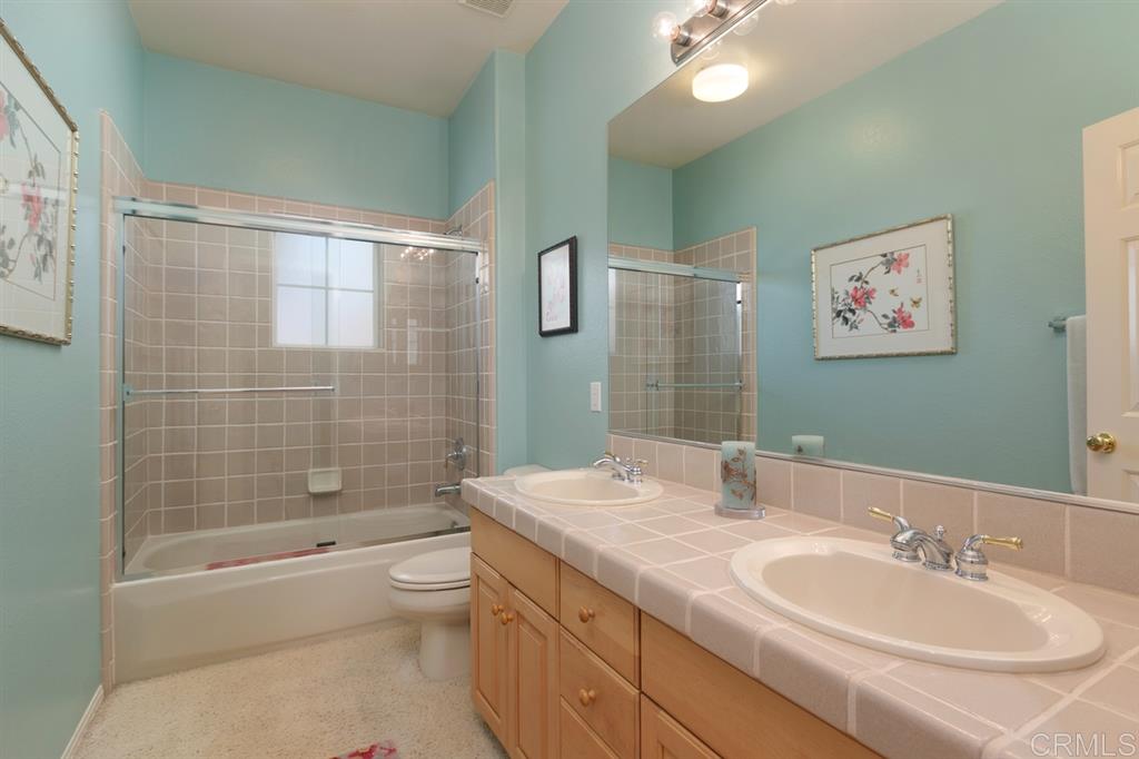 1386 Nightshade Road Carlsbad, CA 92011 - Photo 20 of 25