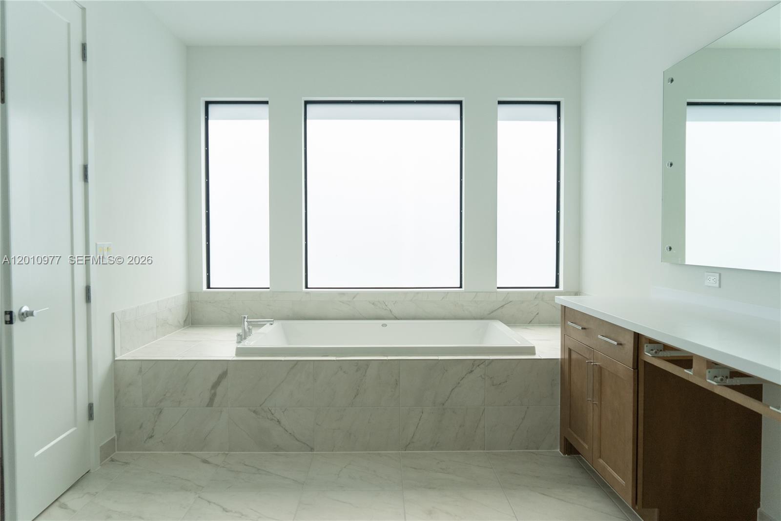 8151 Laurel Falls Drive, Unit 8151 Boca Raton, FL 33496 - Photo 20 of 33