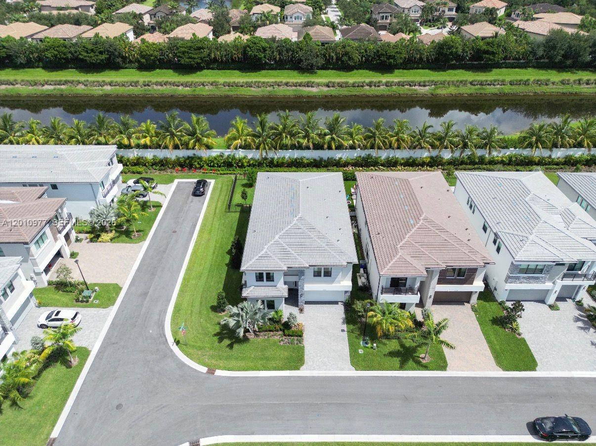 8151 Laurel Falls Drive, Unit 8151 Boca Raton, FL 33496 - Photo 31 of 33