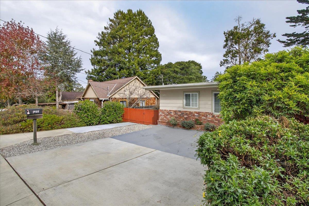 1291 Pacific Street Monterey, CA 93940 - Photo 6 of 42