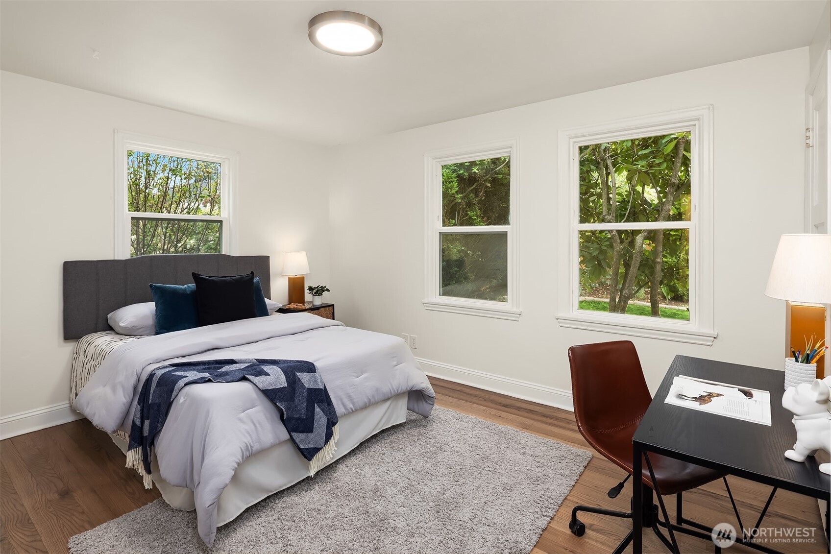 6833 47th Avenue Northeast Seattle, WA 98115 - Photo 23 of 40