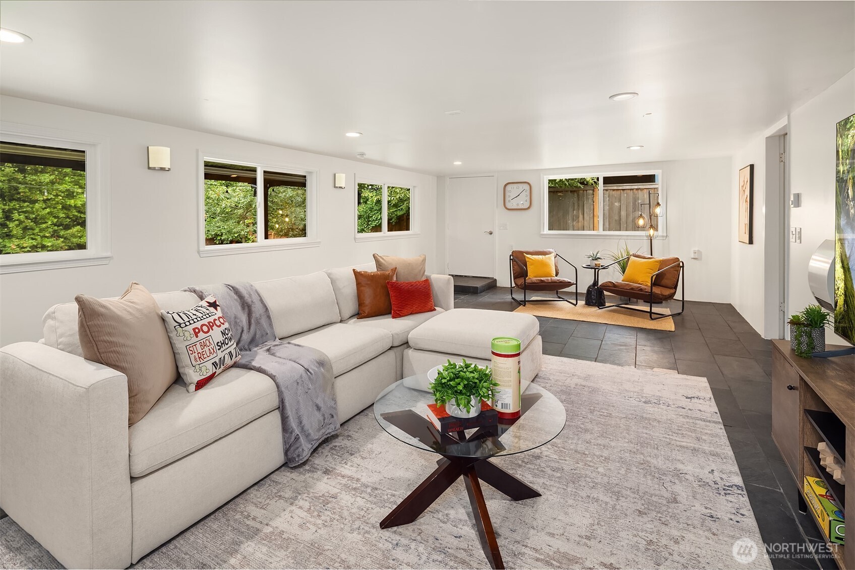 6833 47th Avenue Northeast Seattle, WA 98115 - Photo 28 of 40