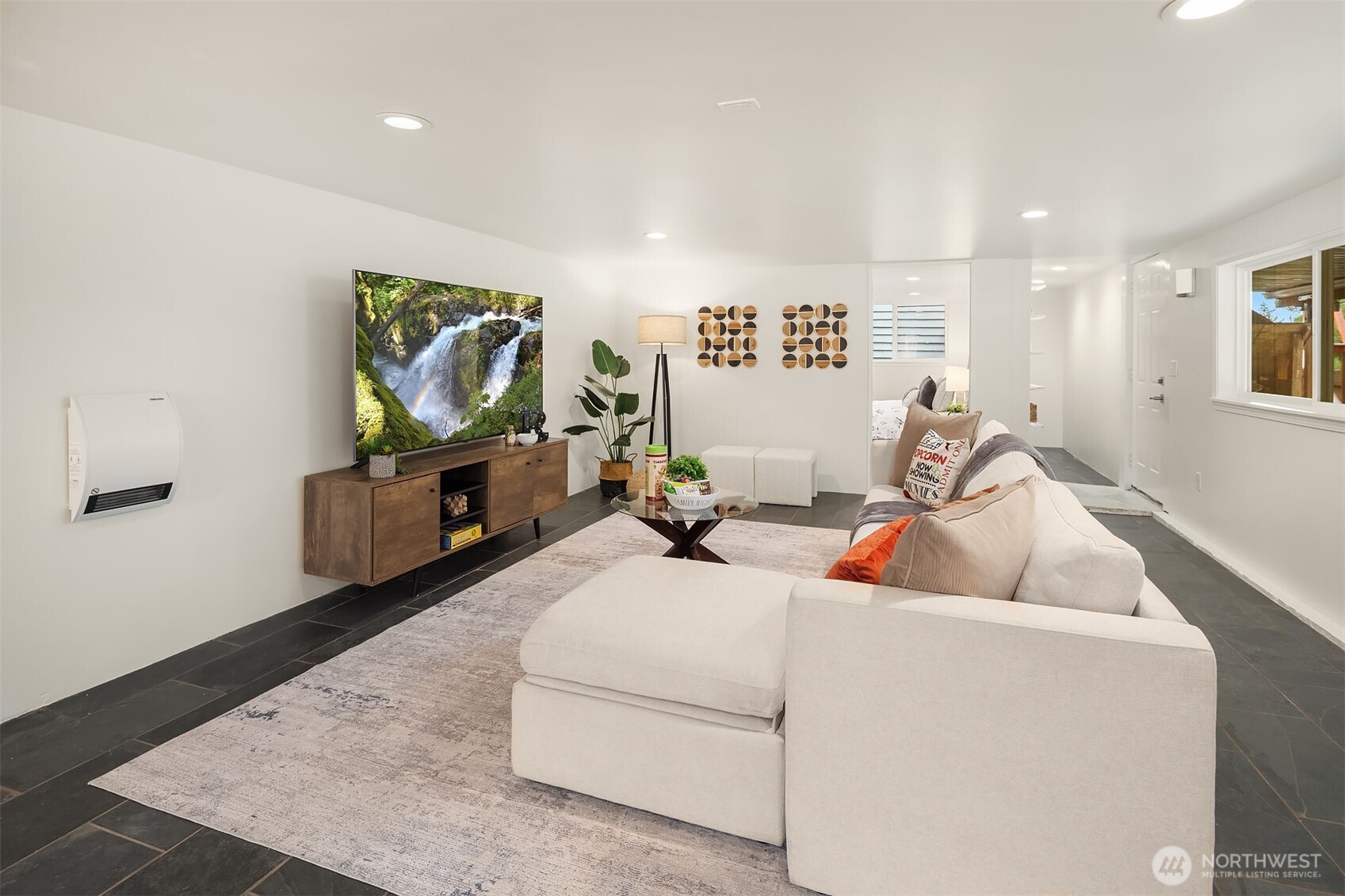 6833 47th Avenue Northeast Seattle, WA 98115 - Photo 30 of 40