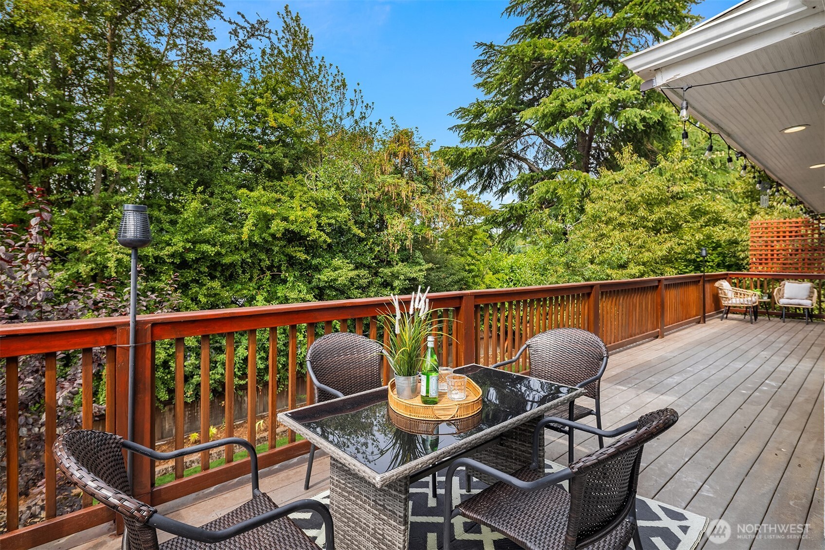 6833 47th Avenue Northeast Seattle, WA 98115 - Photo 33 of 40