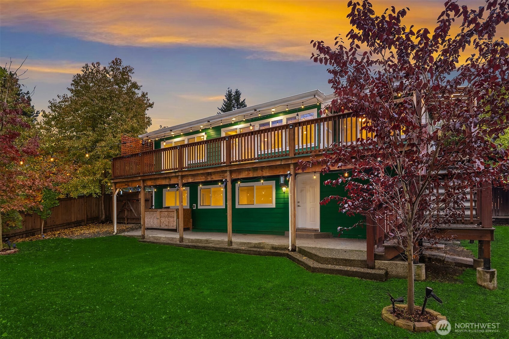 6833 47th Avenue Northeast Seattle, WA 98115 - Photo 34 of 40