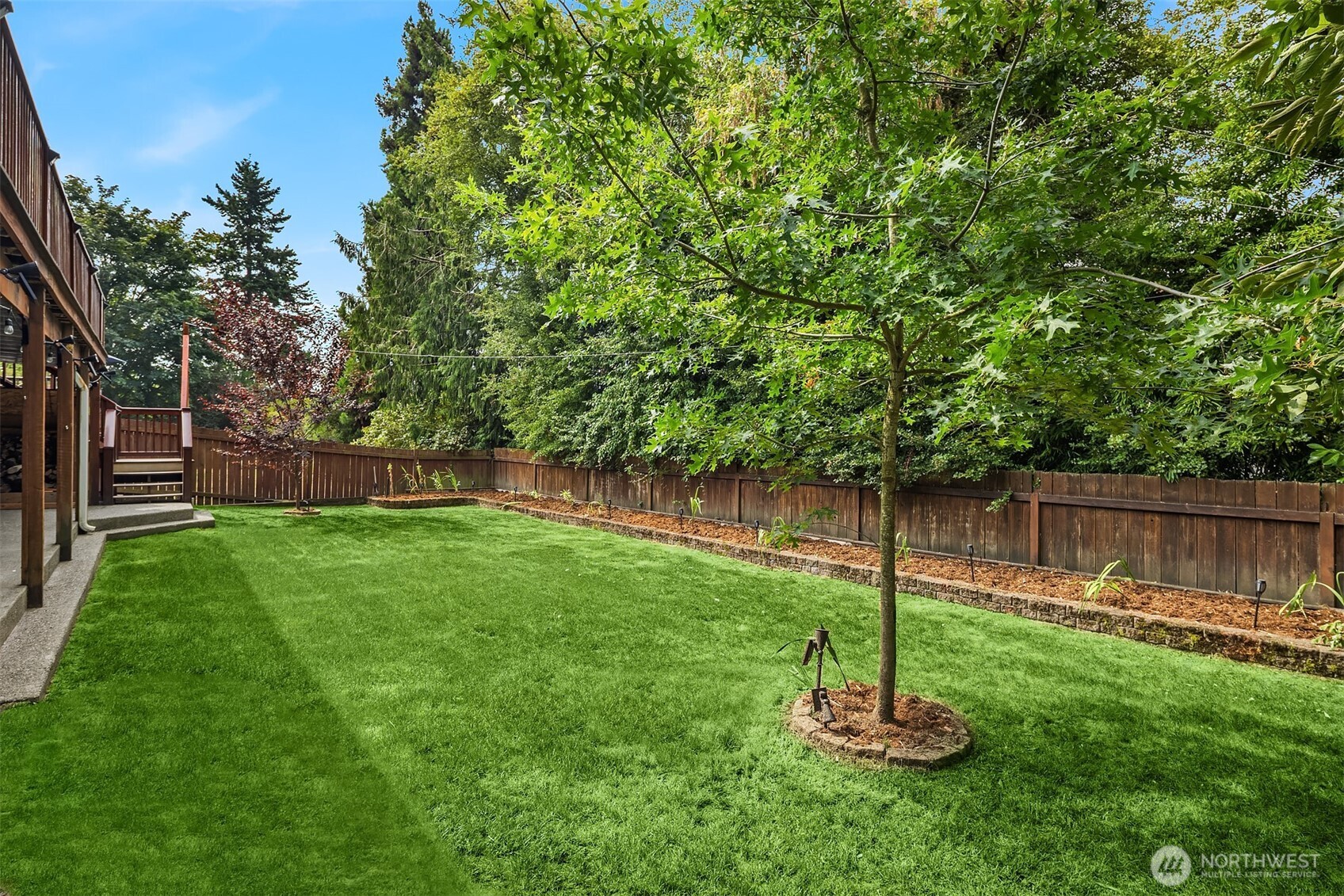 6833 47th Avenue Northeast Seattle, WA 98115 - Photo 36 of 40