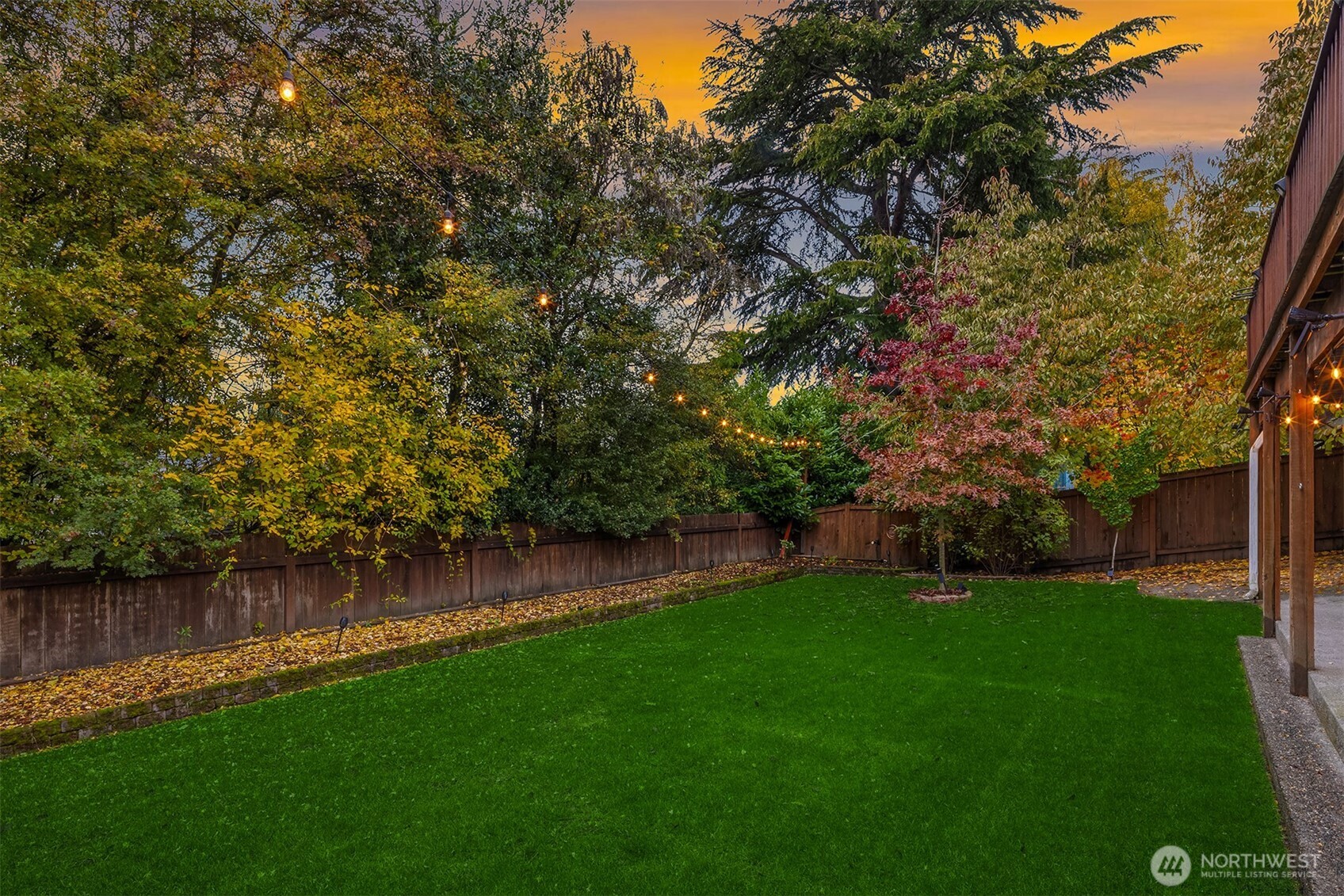 6833 47th Avenue Northeast Seattle, WA 98115 - Photo 37 of 40