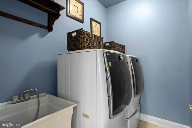 $1,200,000 | 43596 Habitat Circle, Leesburg, VA 20176