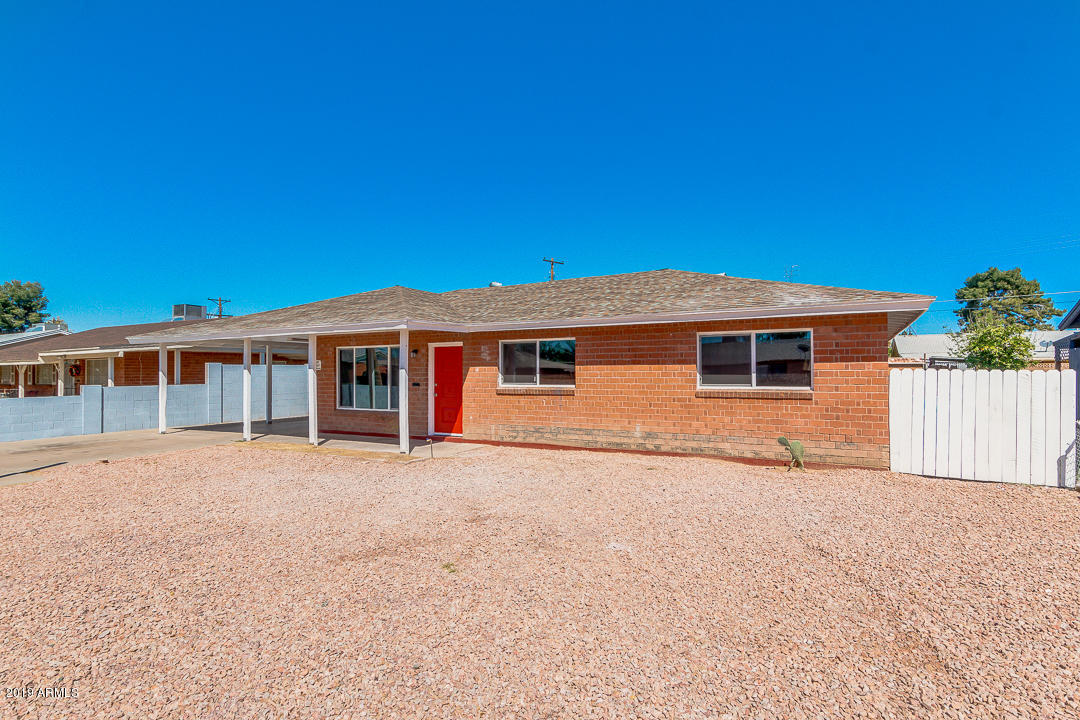 4020 West Rovey Avenue Phoenix, AZ 85019 - Photo 3 of 45 03-Rovey