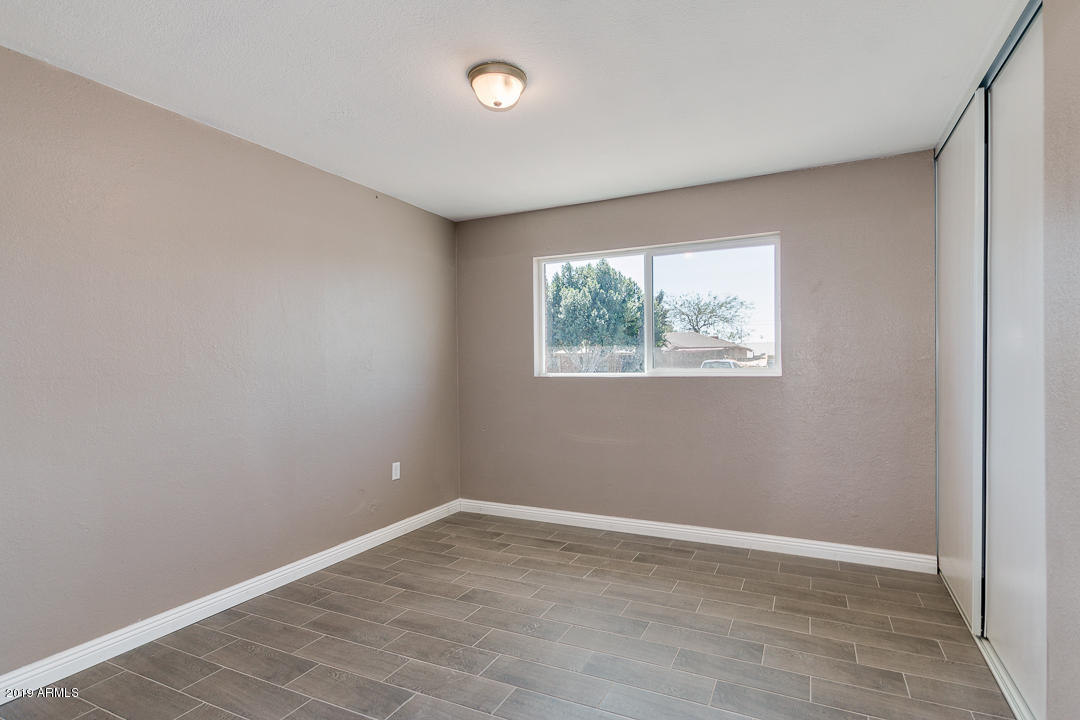 4020 West Rovey Avenue Phoenix, AZ 85019 - Photo 33 of 45 33-Rovey