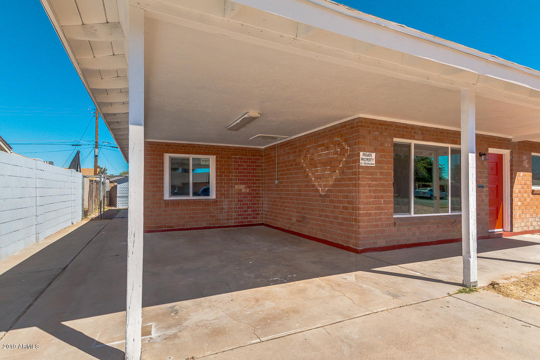 4020 West Rovey Avenue Phoenix, AZ 85019 - Photo 4 of 45 04-Rovey