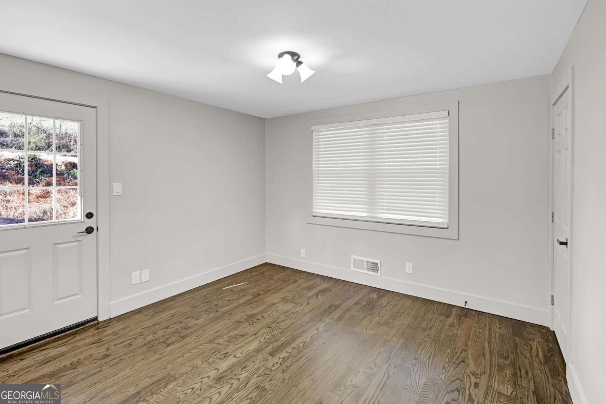 1887 Shalimar Drive Northeast Atlanta, GA 30345 - Photo 13 of 24