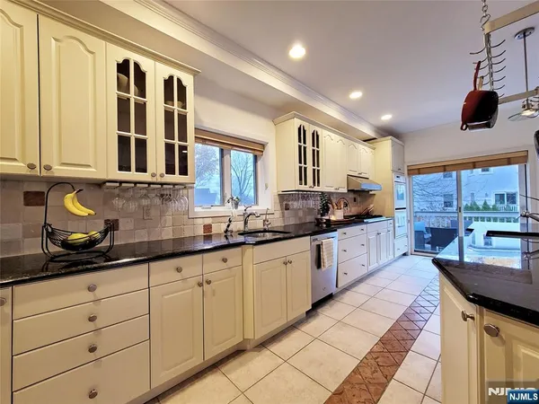 $5,800 | 441 Piermont Avenue, Piermont, NY 10968