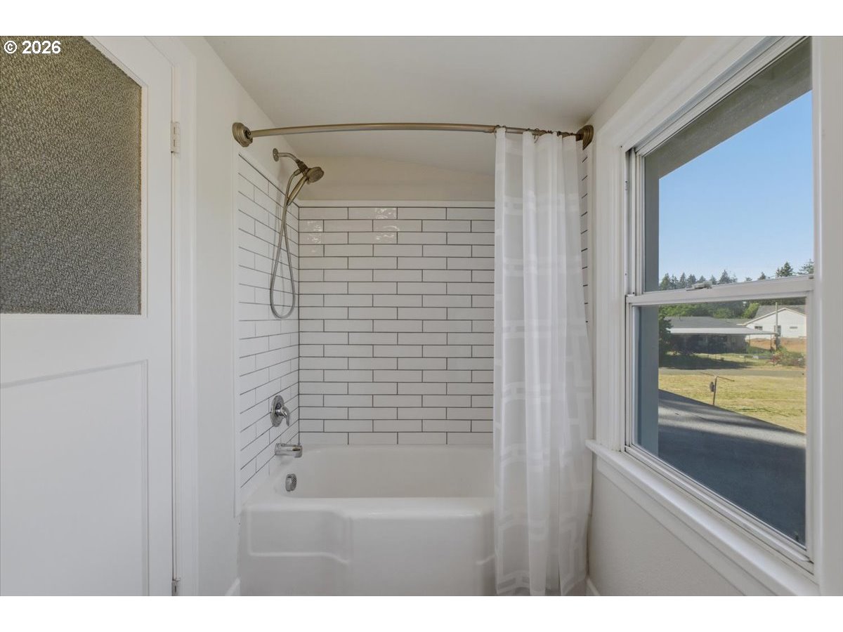 33027 White Oak Road Corvallis, OR 97333 - Photo 36 of 48