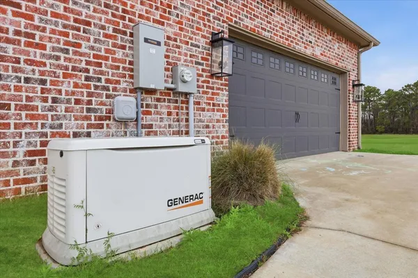 $585,000 | 9448 Acadian Way, Orange, TX 77630