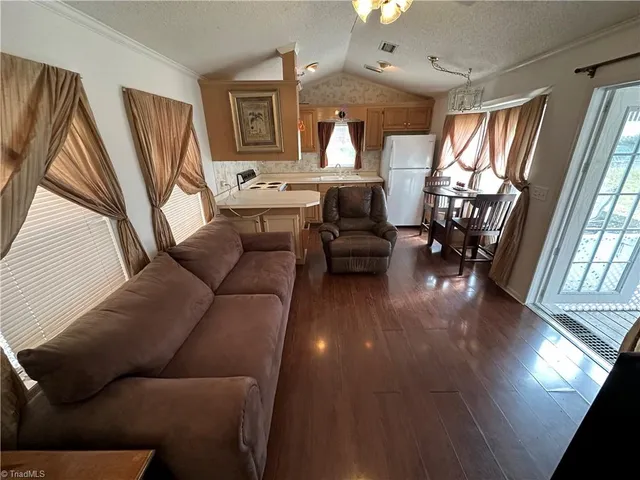 $139,000 | 124 Hummingbird Circle, New London, NC 28127