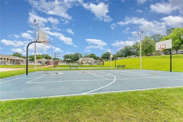 $139,000 | 124 Hummingbird Circle, New London, NC 28127