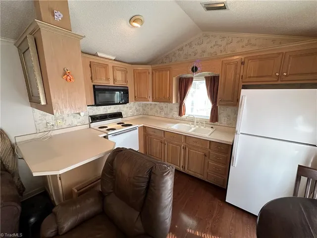 $139,000 | 124 Hummingbird Circle, New London, NC 28127