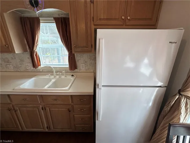 $139,000 | 124 Hummingbird Circle, New London, NC 28127