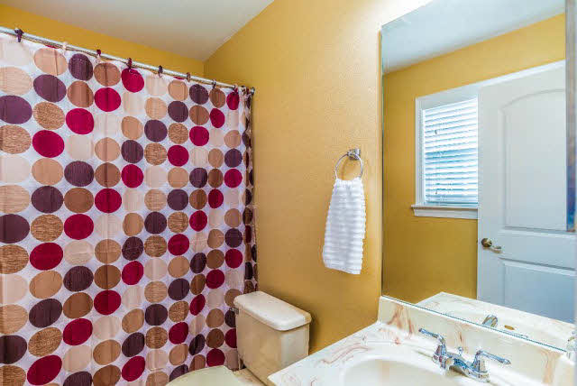 509 Linda Court Foley, AL 36535 - Photo 24 of 28 Bathroom 2