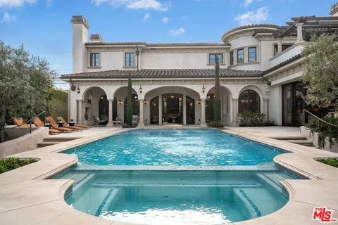 $6,399,000 | 6882 Arizona Avenue, Los Angeles, CA 90045