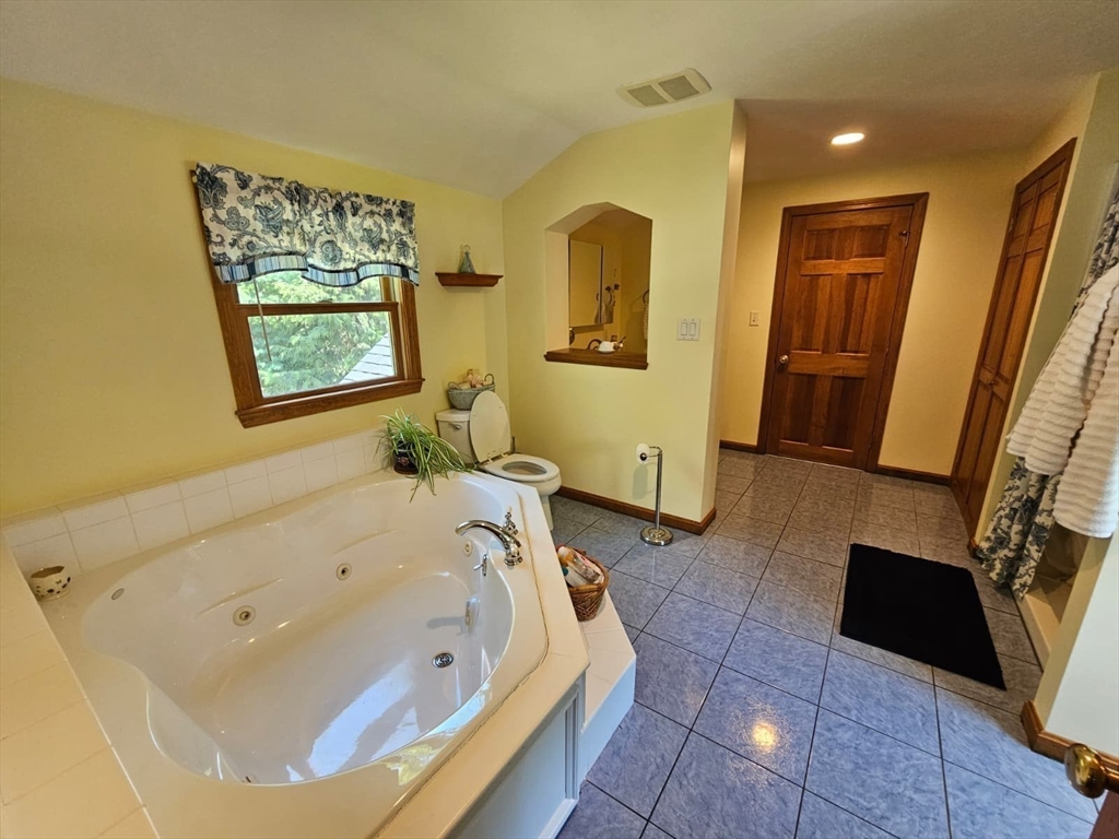 2 Center Hill Road Pembroke, MA 02359 - Photo 11 of 38
