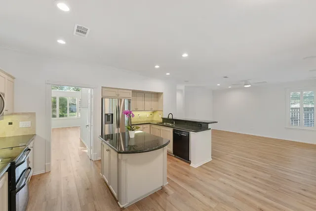 $730,000 | 26 Lucky Leaf Court, The Woodlands, TX 77381