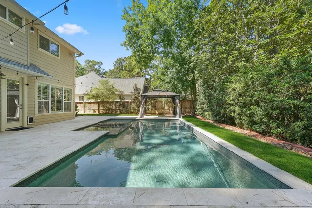 $730,000 | 26 Lucky Leaf Court, The Woodlands, TX 77381
