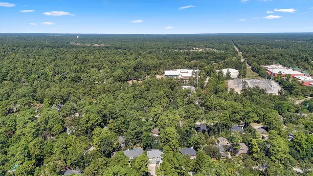 $730,000 | 26 Lucky Leaf Court, The Woodlands, TX 77381