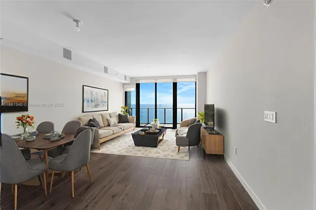 $17,000 | 1116 North Ocean Boulevard, Unit 1404, Pompano Beach, FL 33062