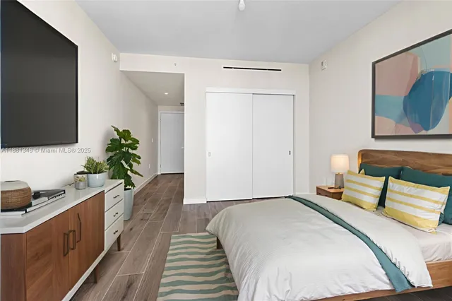 $17,000 | 1116 North Ocean Boulevard, Unit 1404, Pompano Beach, FL 33062