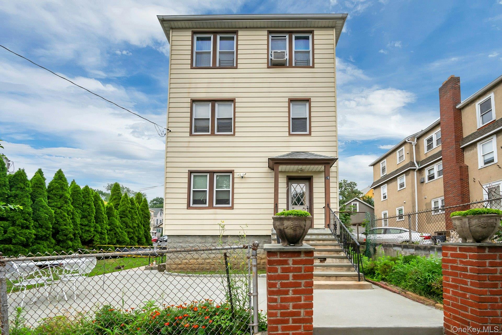 26 4th Street New Rochelle, NY 10801 - Photo 1 of 26 Welcome to 26 4th Street