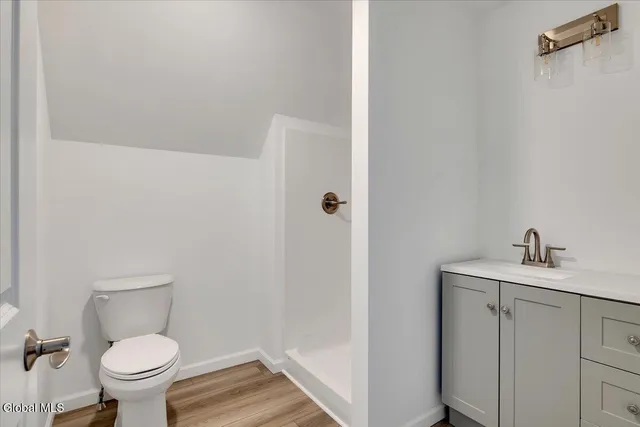 $875,000 | 106 Mountain Path, Johnsburg, NY 12853