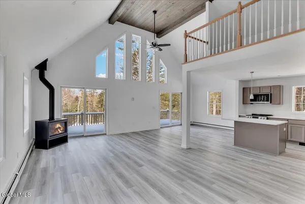 $875,000 | 106 Mountain Path, Johnsburg, NY 12853