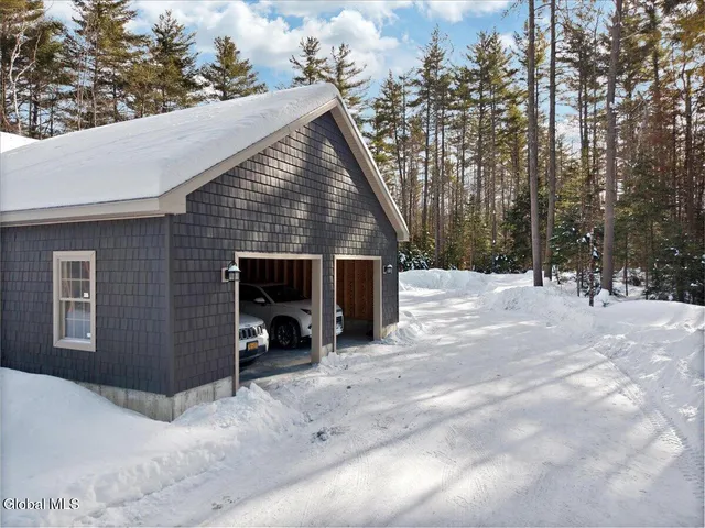 $875,000 | 106 Mountain Path, Johnsburg, NY 12853