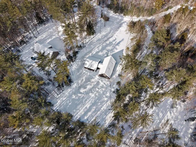 $875,000 | 106 Mountain Path, Johnsburg, NY 12853