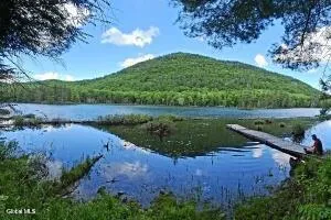 $875,000 | 106 Mountain Path, Johnsburg, NY 12853