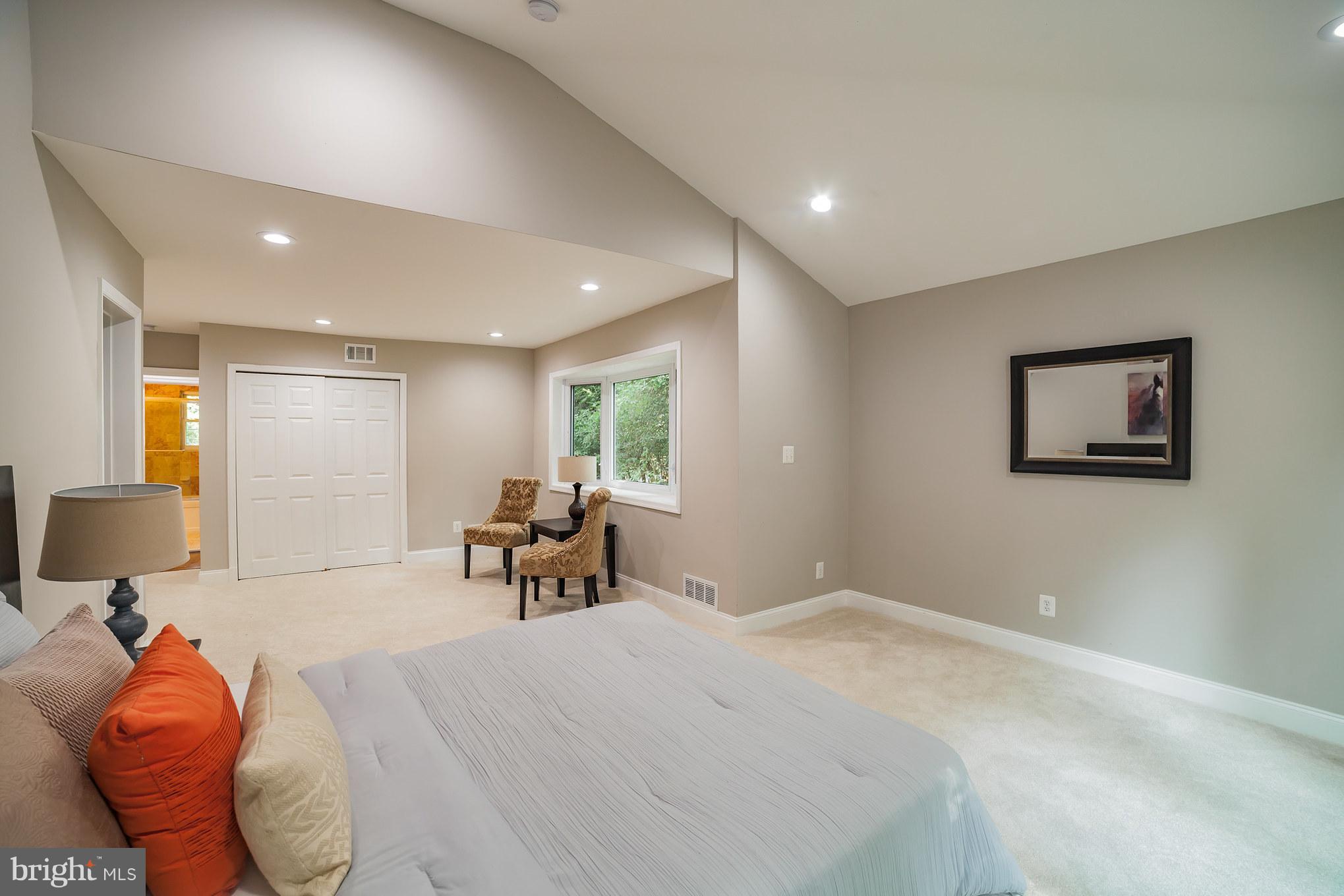 10620 Sweetbriar Parkway Silver Spring, MD 20903 - Photo 12 of 30 Bedroom (Master)
