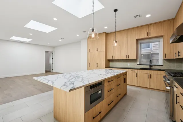 $868,000 | 6500 Durham Avenue, North Bergen, NJ 07047