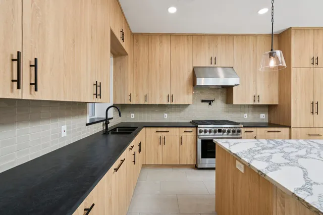 $868,000 | 6500 Durham Avenue, North Bergen, NJ 07047