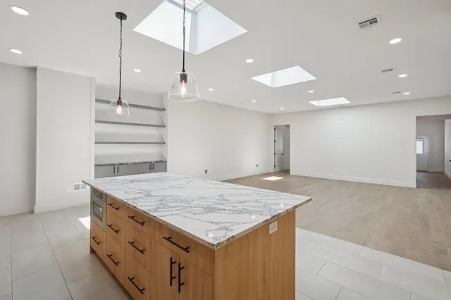 $868,000 | 6500 Durham Avenue, North Bergen, NJ 07047