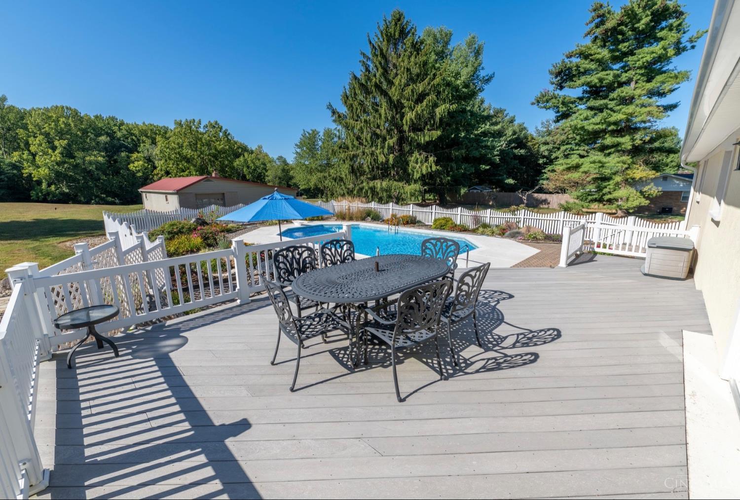 817 Locust Corner Road Cincinnati, OH 45245 - Photo 68 of 90 Gallery Image 68