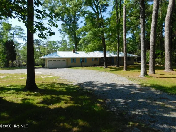 $1,900 | 4925 Morton Road, New Bern, NC 28562
